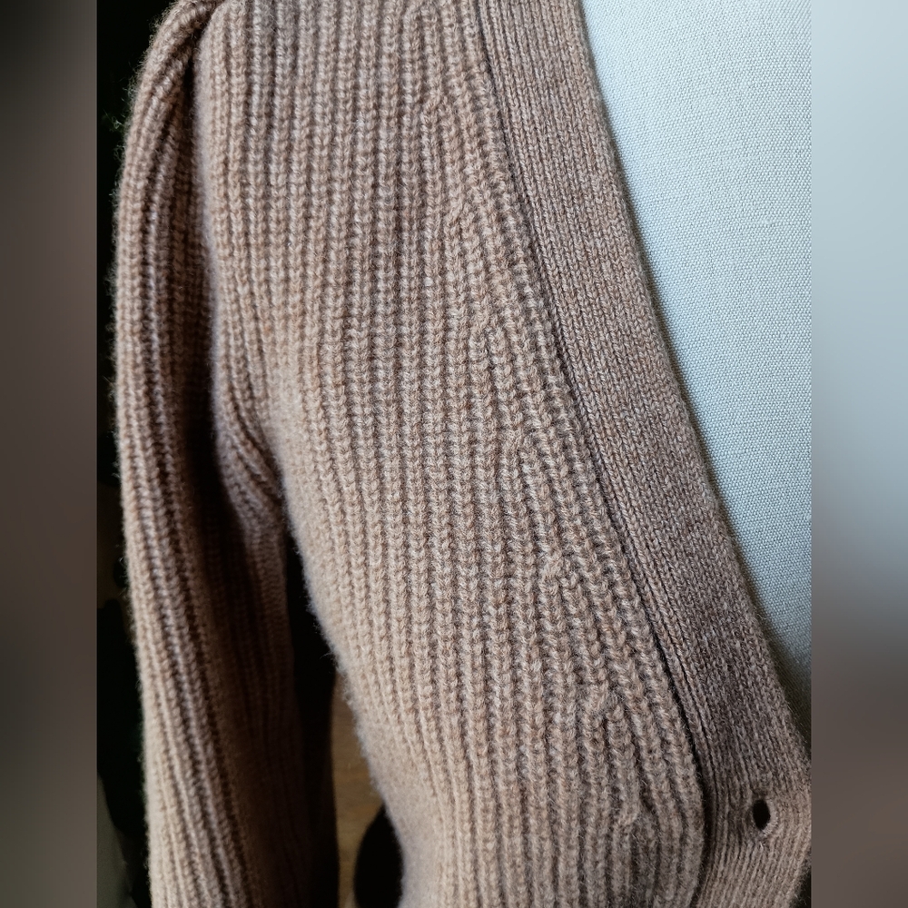 Reformation Fossi Cardigan - Picture 8 of 15